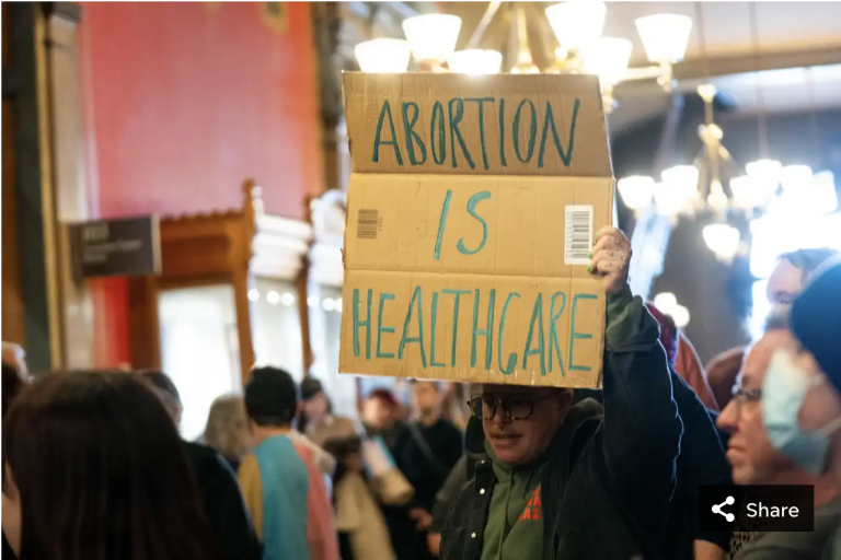 Republicanos de la Cámara de Iowa fijan la primera audiencia sobre un proyecto para prohibir todos los abortos